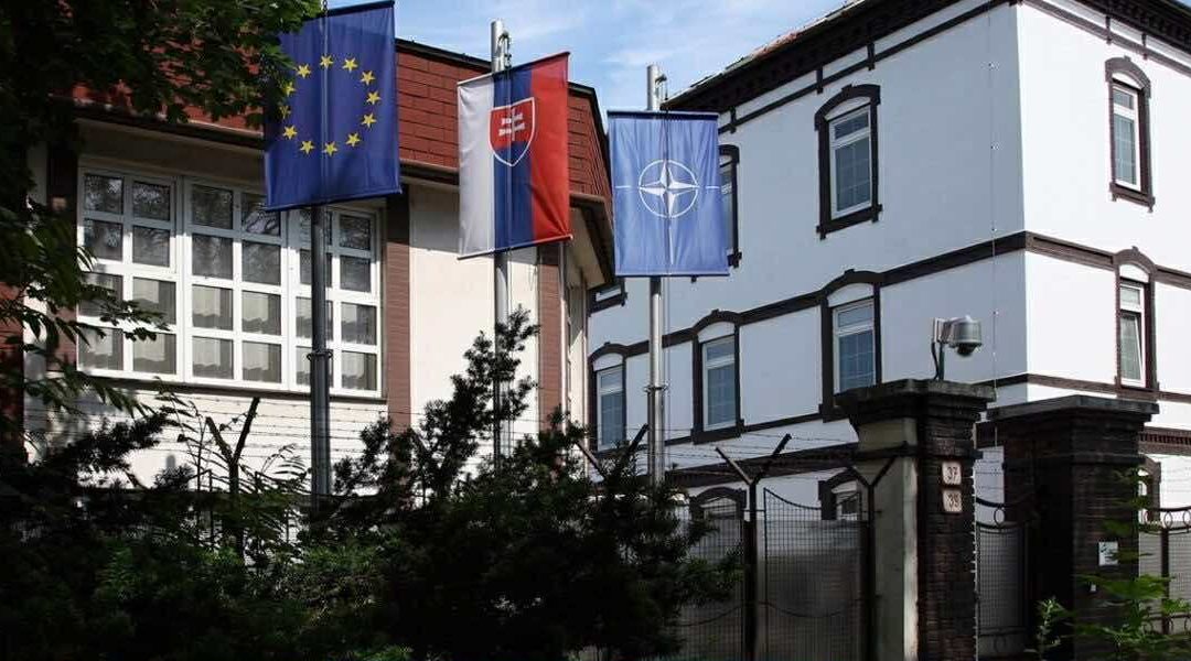 JE RIADITEĽ SIS GAŠPAR SYMBOLOM ÚPADKU, ALEBO KONTINUITY? /Roman Laml/