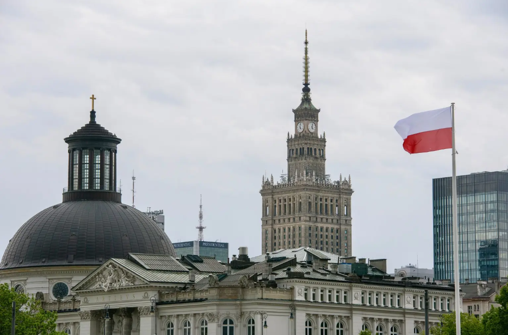 POĽSKO ZADRŽALO DVOCH UKRAJINCOV PODOZRIVÝCH ZO ŠPIONÁŽE PRE ZAHRANIČNÉ TAJNÉ SLUŽBY