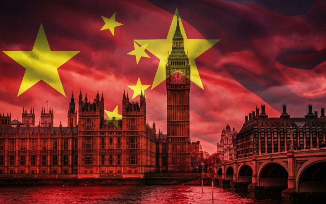 DEMOKRATICKÁ PASCA: AKO ČÍNA MENÍ BRITSKÚ TRANSPARENTNOSŤ NA NÁSTROJ ŠPIONÁŽE